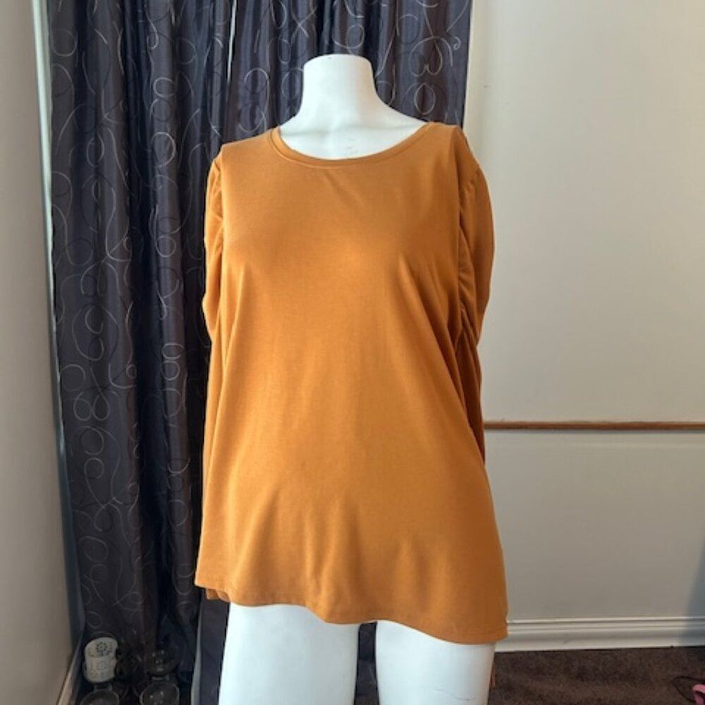 Simply Vera Vera Wang Gold Puffed sleeve top, size XXL